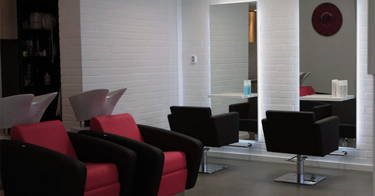 SALON BUBBLES